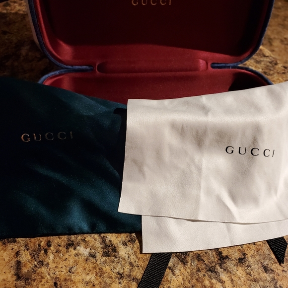 Gucci mens sunglasses - Picture 6 of 6